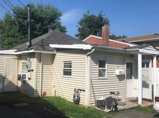 74 Conklin Ave, Woodmere, NY 11598