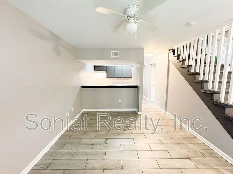 7721 S Coronet Ct #D — Photo 6