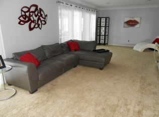 4945 Curtice Rd, Northwood, OH 43619