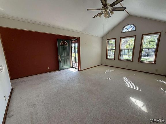 3rd image of 5102 Crabapple Ln
