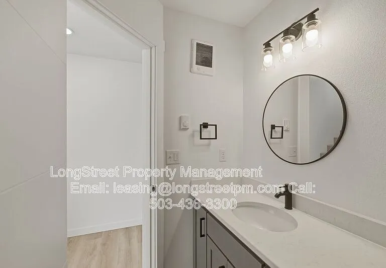 820 S 19th St — Photo 29