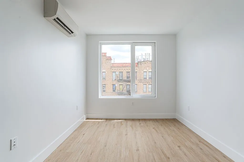 2512 Bedford Avenue — Photo 4