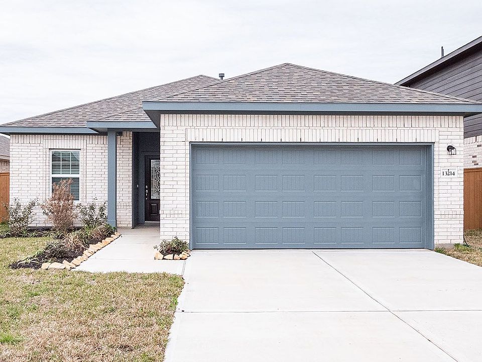 1st image of 13214 Villa Sola Dr