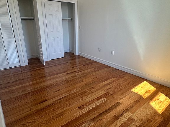 5th image of 373 Danforth Ave #404D