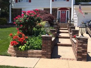 41 Creamer Dr, Sayreville, NJ 08872