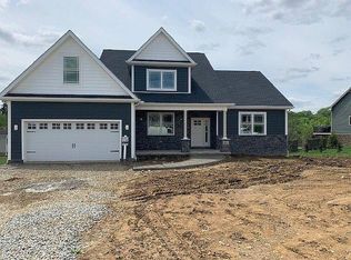 3011 White Pines Dr, Latrobe, PA