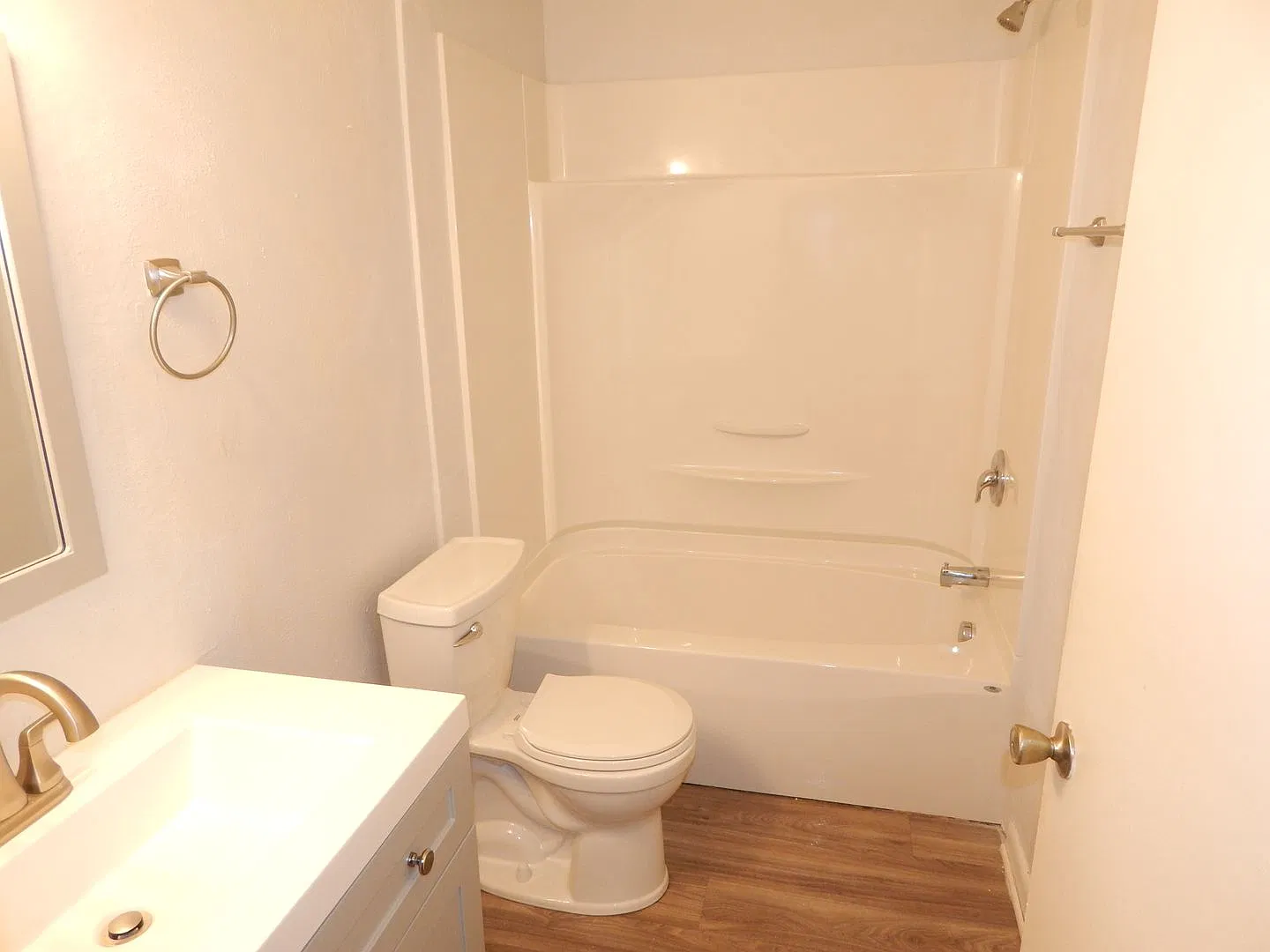 311 Loudon Dr - Unit 314 — Photo 4