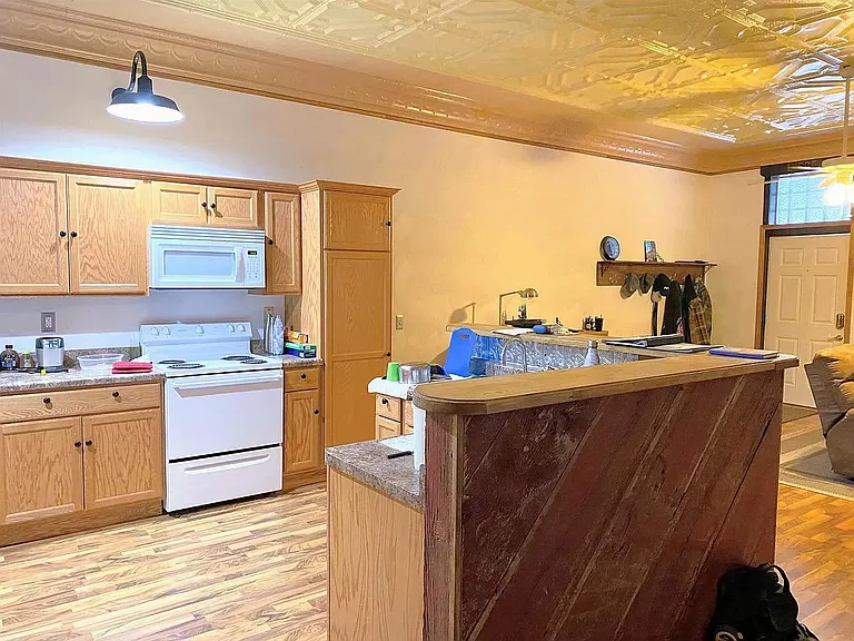 102 S Main St #C — Photo 12