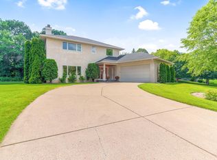 10535 Forestview Cir N, Champlin, MN 55316
