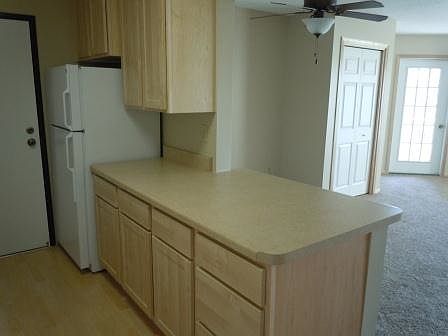 4th image of 13317 Parkwood Dr APT 2