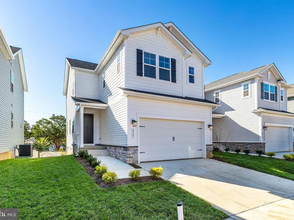 5737 Howard Dr, Glen Burnie, MD 21061