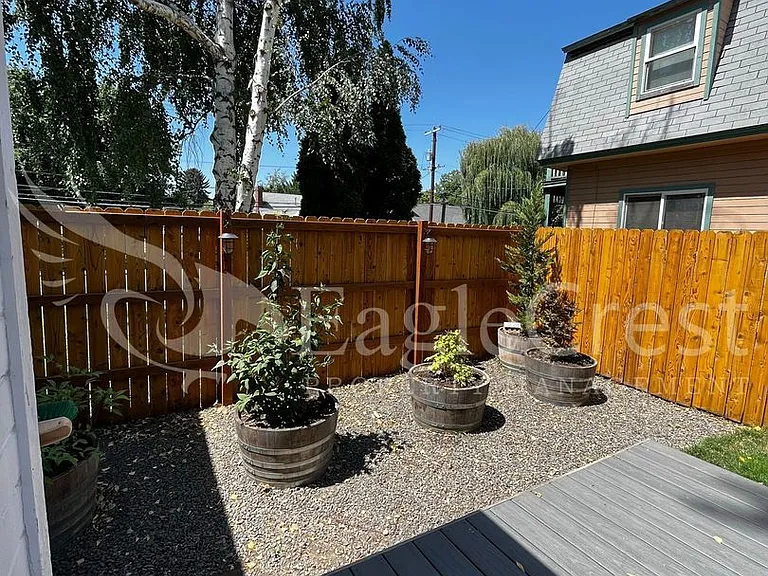 307 S Roosevelt St — Photo 22