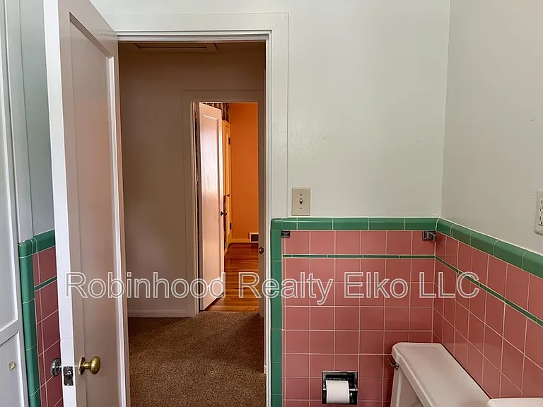 165 W Oak St #1 — Photo 23