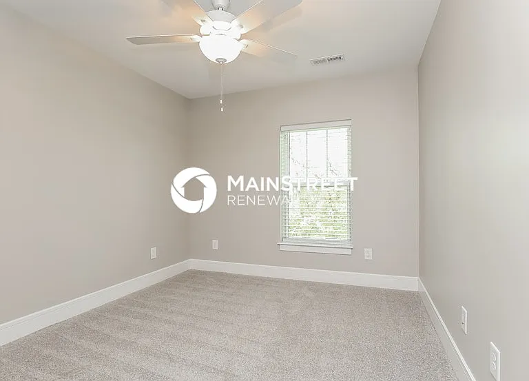 150 Noble Park Cir — Photo 17