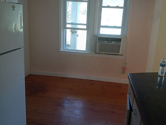 4th image of 166 Pleasant Ridge Rd #3
