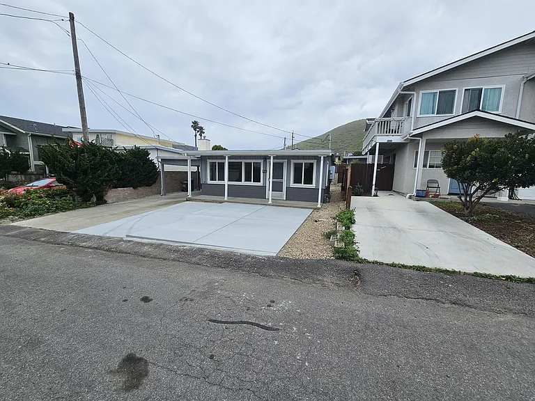 423 Whidbey St — Photo 10