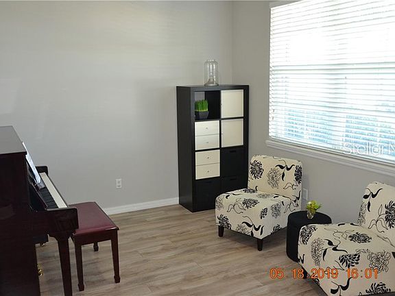 4th image of 2318 Victoria Falls Dr