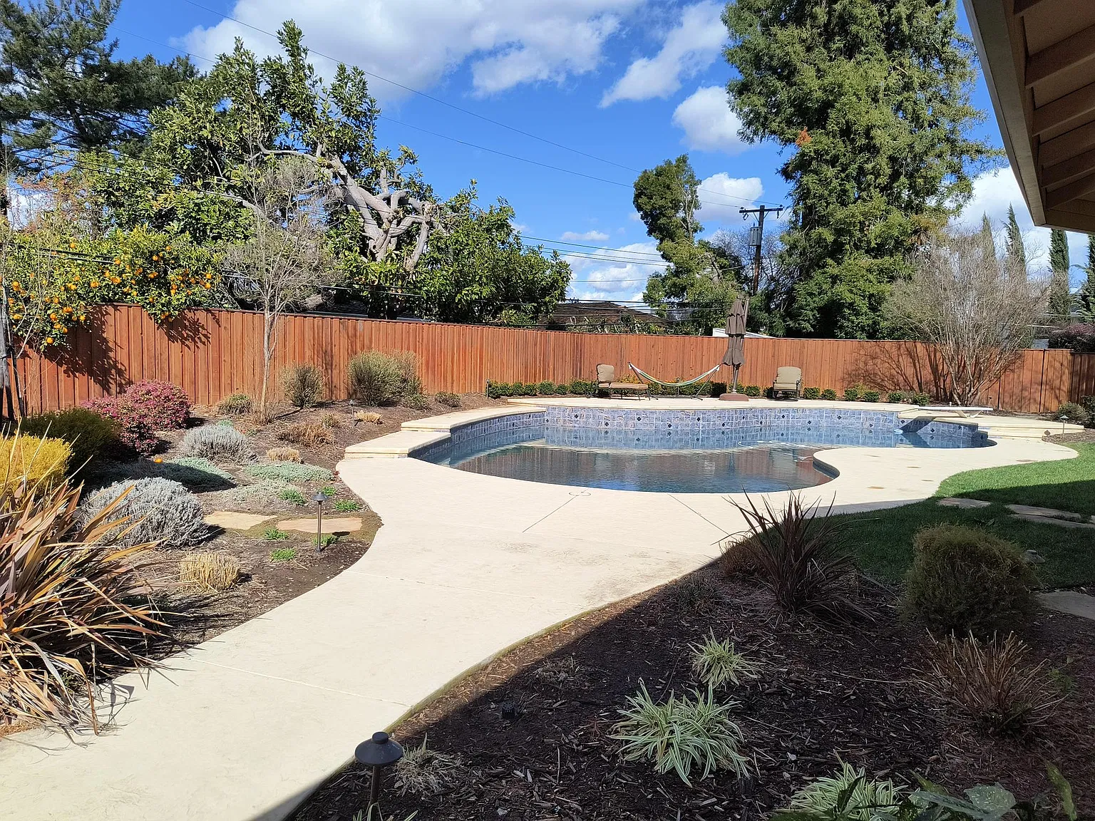 5 bed, 3083 sqft, $5,800 — Photo 4