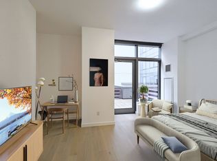 3 Court Sq #518, Long Island City, NY 11101