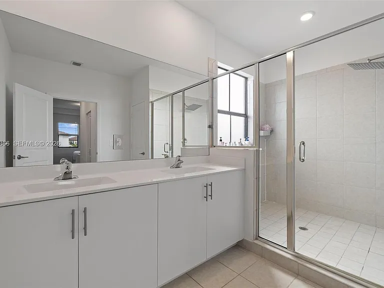 11903 SW 241st St — Photo 34