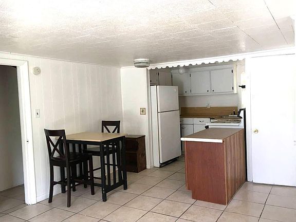 4th image of 5110 SE 110th St APT B