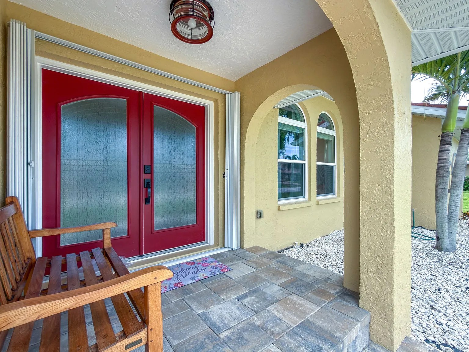 3 bed, 2270 sqft, $6,000 — Photo 4