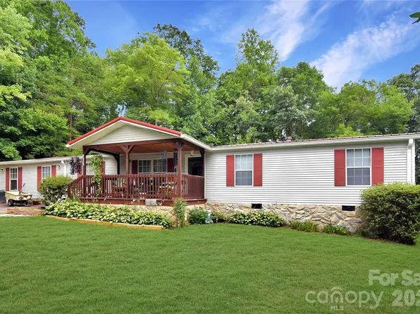 1515 States Ave, Morganton, NC 28655