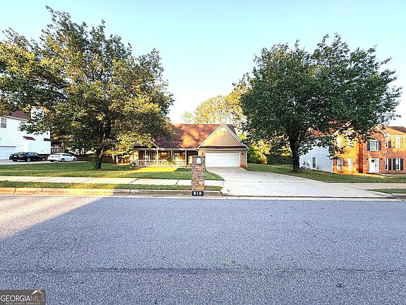 2nd image of 610 Autumn Leaf Cir