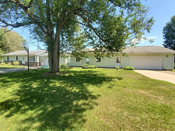 4th image of 69345 Elaine Dr