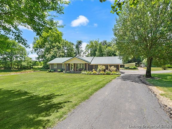 3rd image of 4549 E Mansfield Road