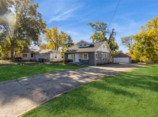 3904 Beaver Ave, Des Moines, IA 50310