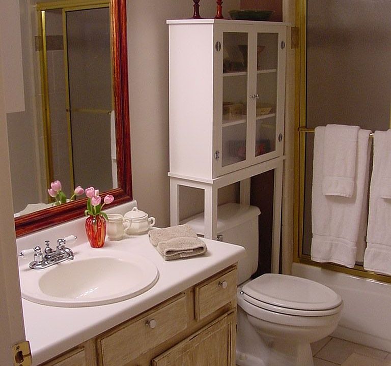 Second Bath with beautiful tile floors.