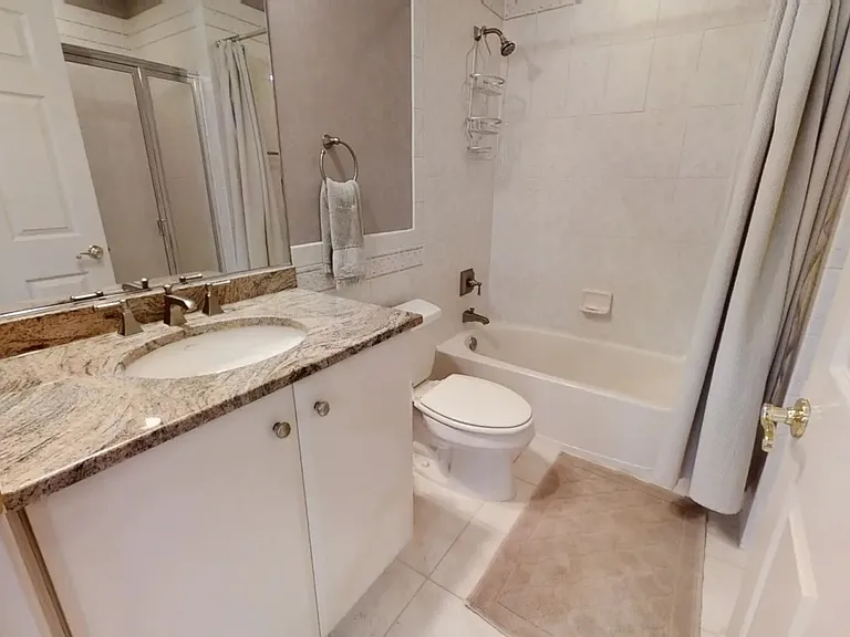 711 Binghampton Ln — Photo 30