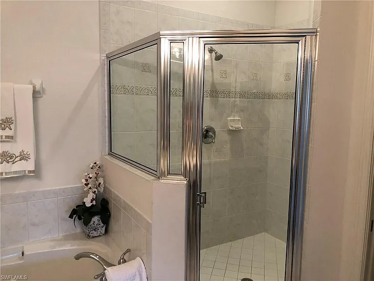 6854 Sterling Greens Dr #201 — Photo 18