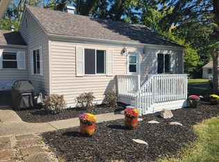 25542 W Dressel Rd, Antioch, IL 60002