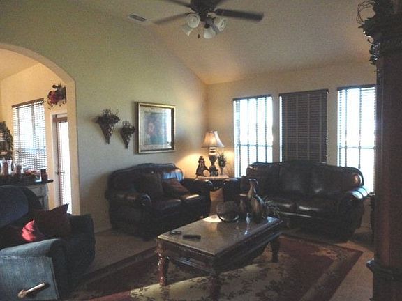 3rd image of 1901 Alazan St