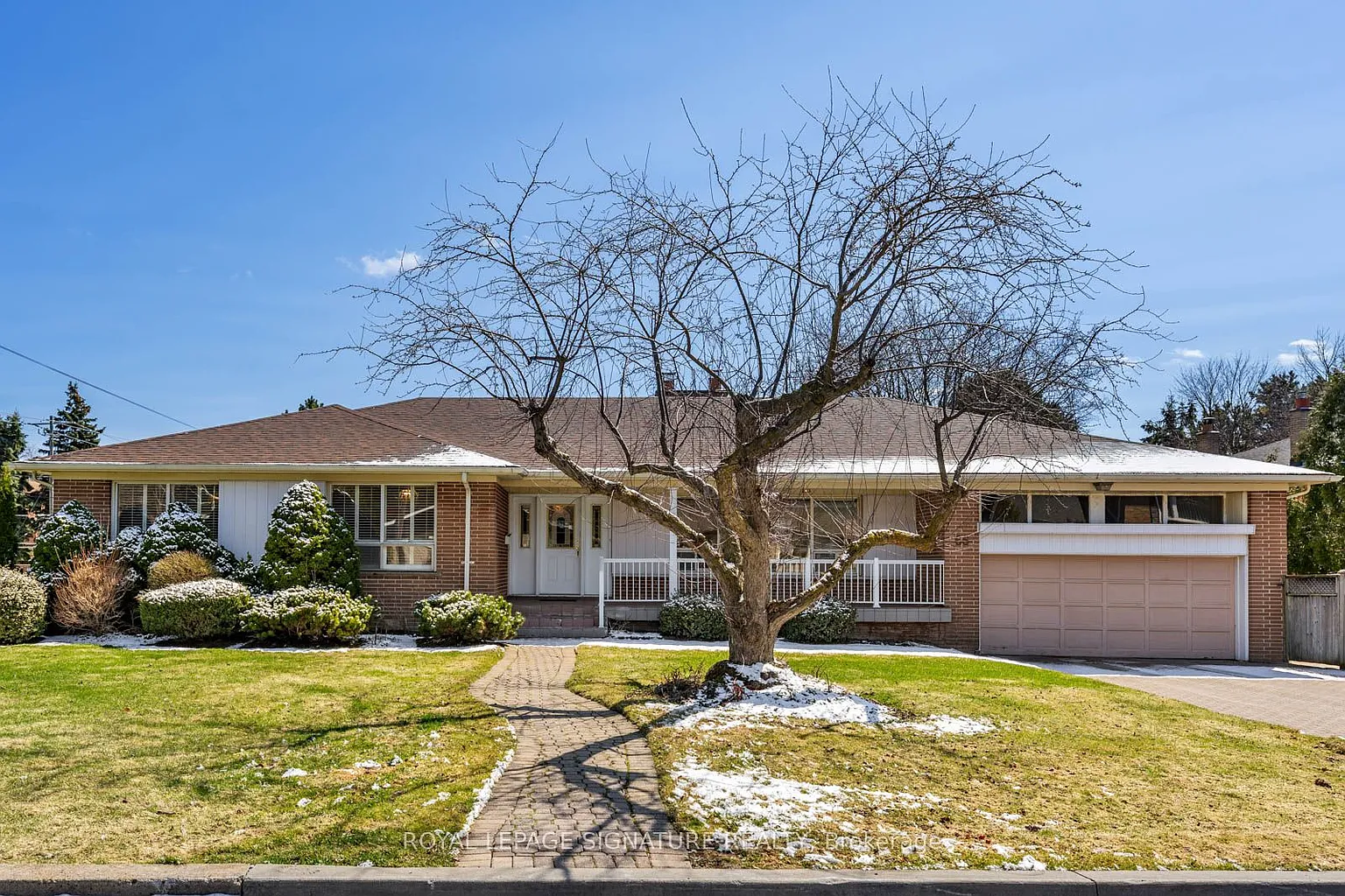 66 Carscadden Dr photo 1