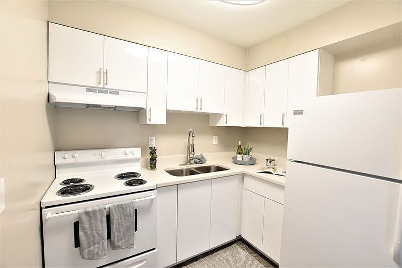 1st image of 321 NW 21st Ln Unit 47