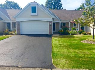 352 Timberlake Dr W, Holland, MI 49424