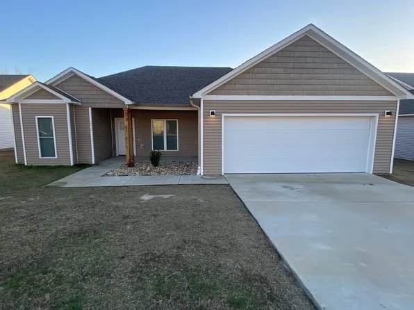 2512 Garden Dr, Benton, AR 72015