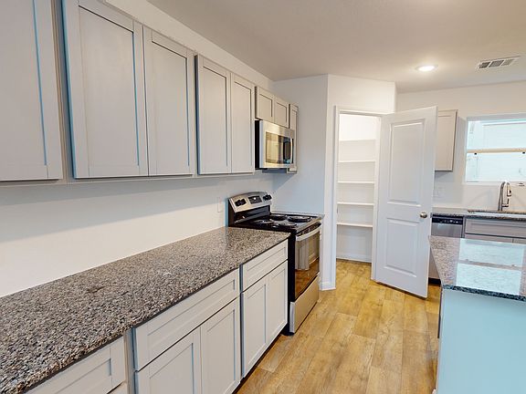 5th image of 16737 Marie Village Dr #Lp7iha