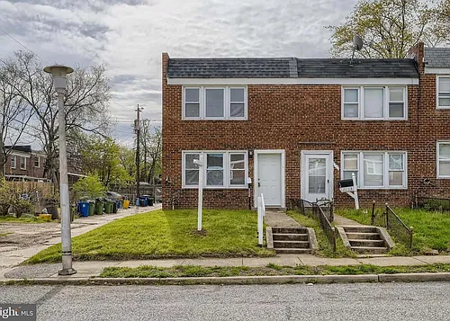 2801 Hinsdale Dr Photo 1