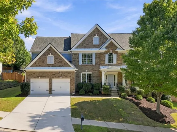 126 Edgewater Trl, Canton, GA 30115