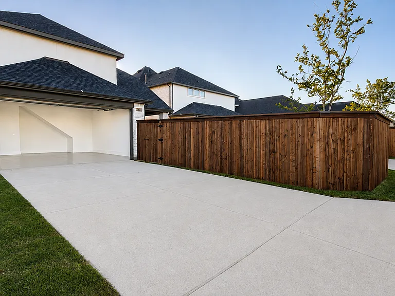 2852 Holland Ct — Photo 18