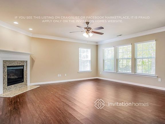 4th image of 2936 Roundleaf Ct