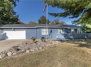 10712 E Sheley Rd, Independence, MO 64052