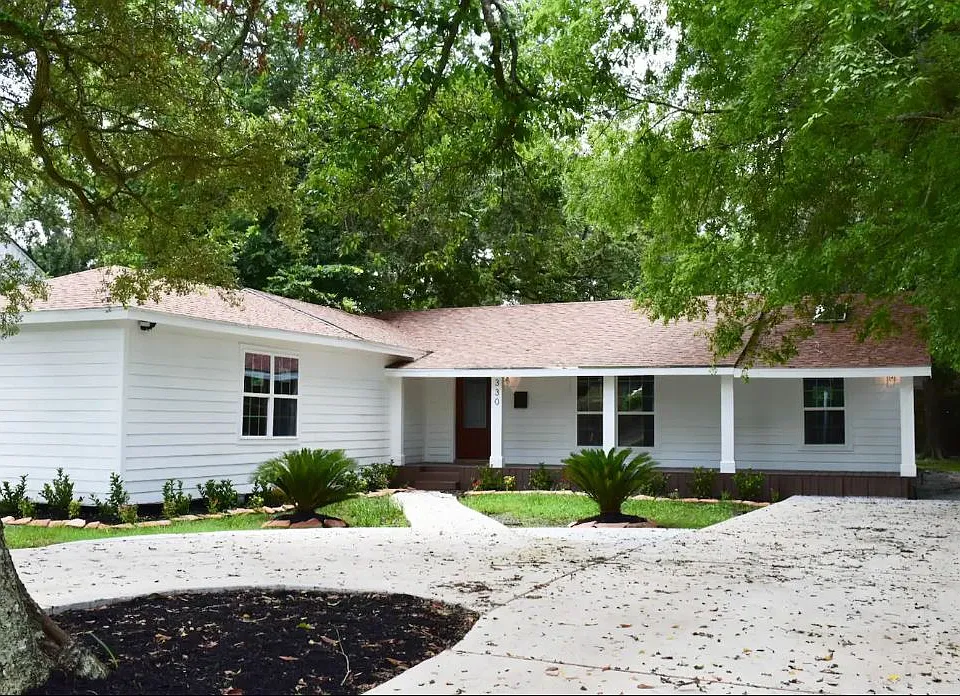 330 S Caldwood Dr