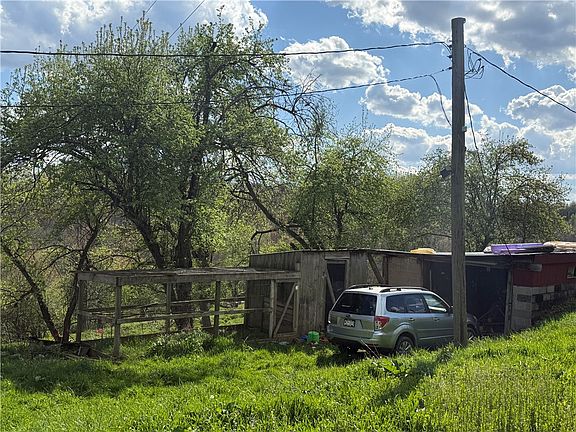 4th image of 294 Sprankle Rd