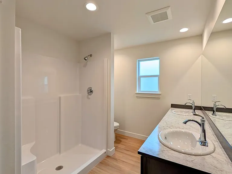 319 S Nevada Ave — Photo 13
