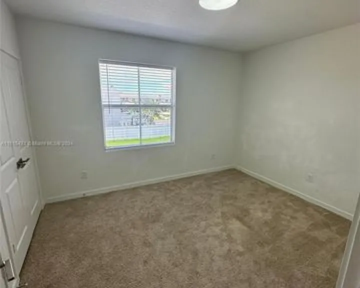 2-846 SE 19th St #846 — Photo 6